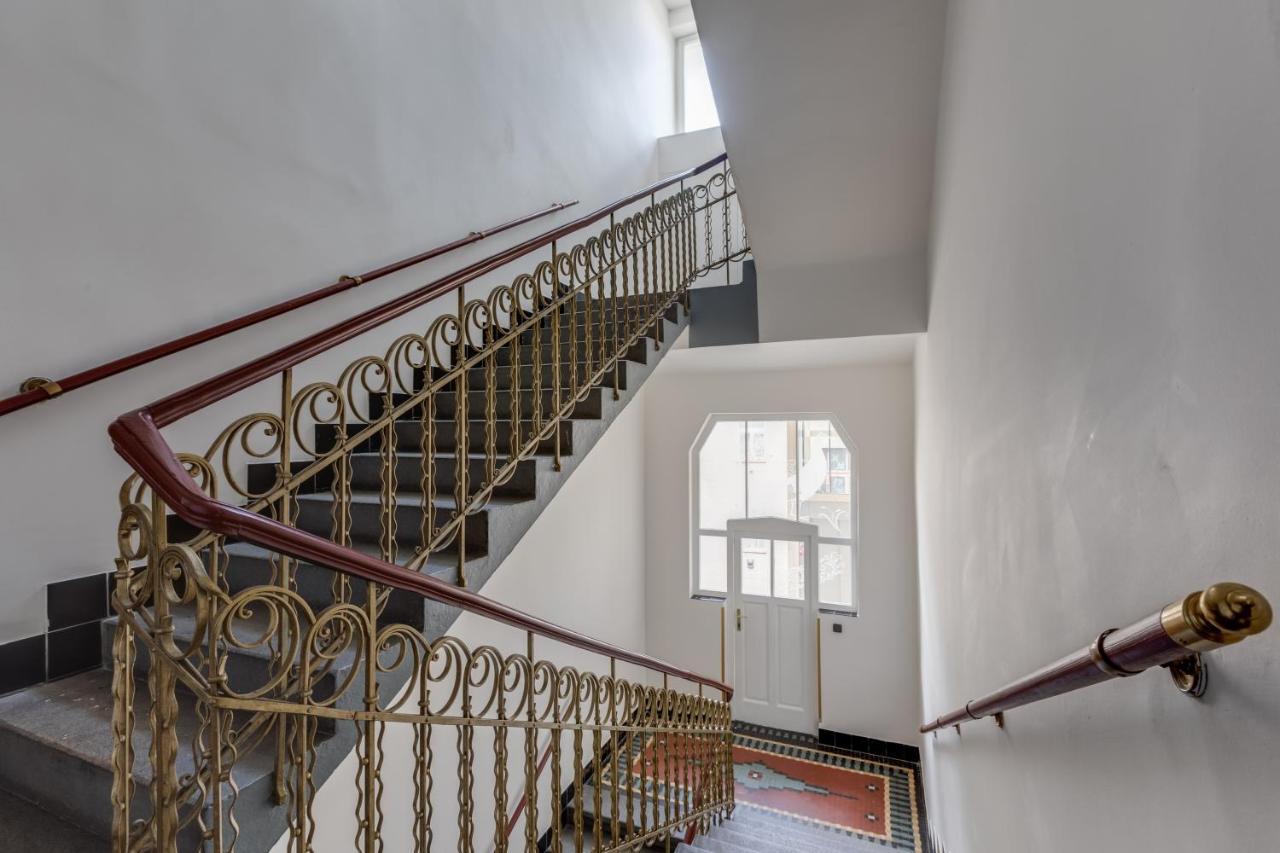 Luxury Riverside Apartments In The Center Of Praga Esterno foto